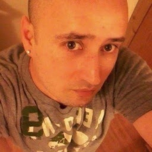 Meet your Posher, Frank - Picture 1 of 1